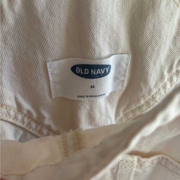 Cream Overalls - Picture 2 of 4